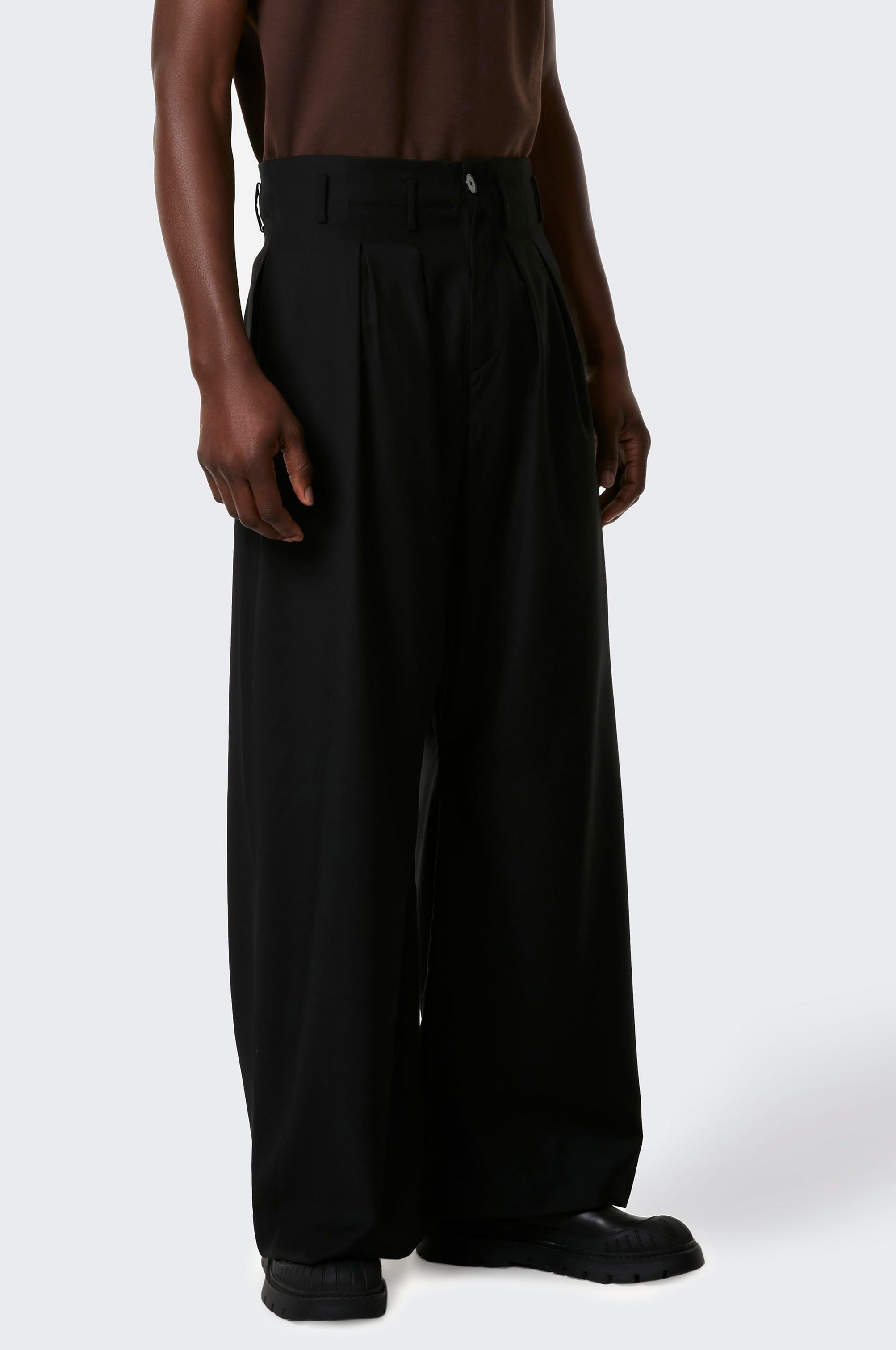 Suiting Bollywood Pants