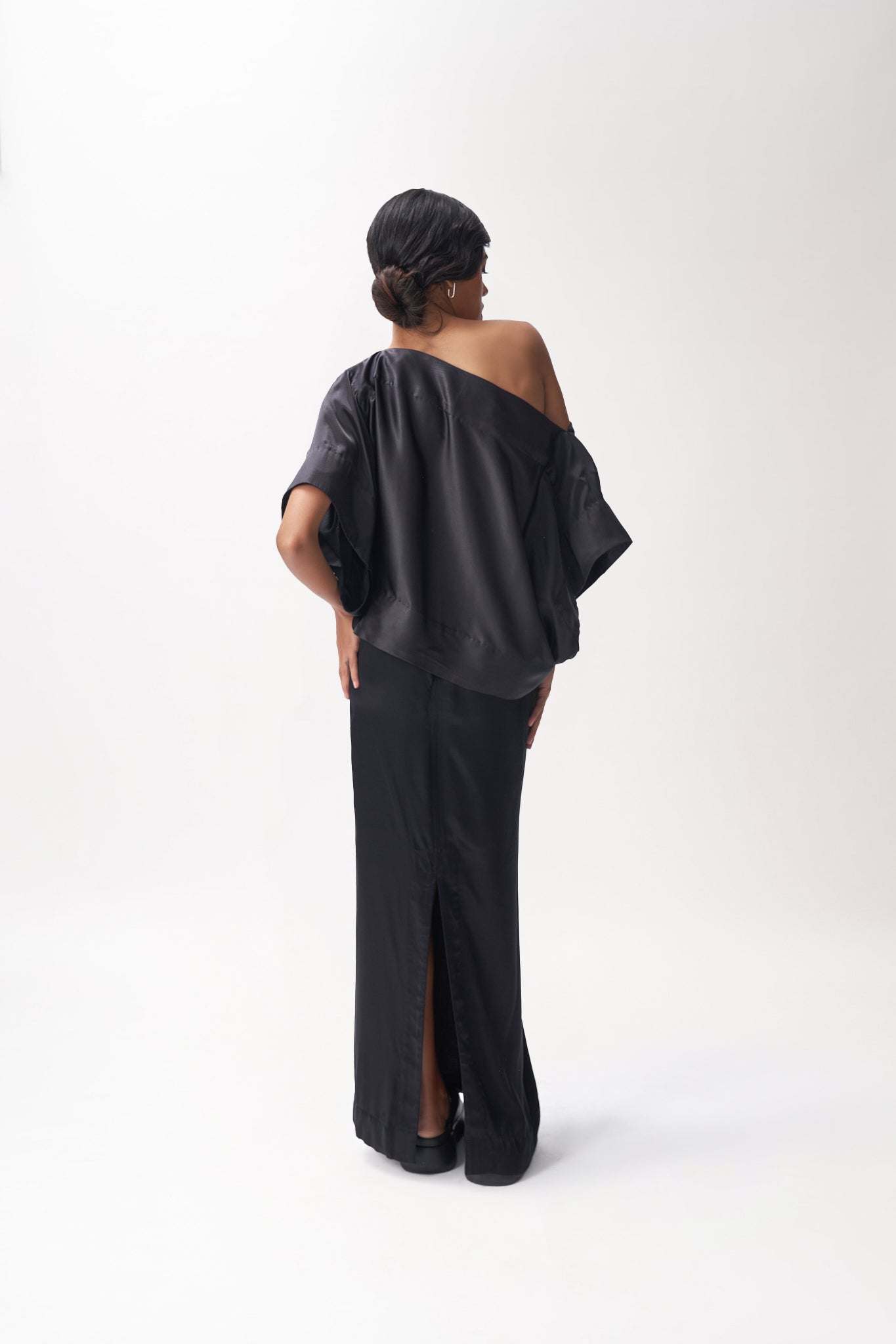 Off-shoulder Cropped Top