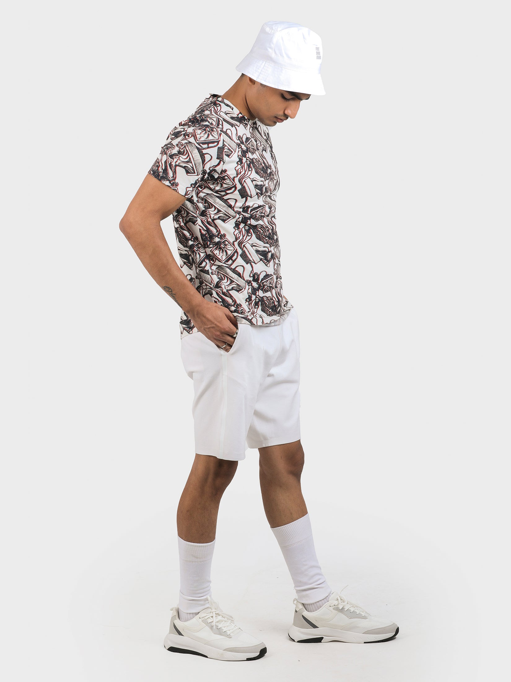 CTRL ESC EMBROIDERED PRINTED TEE