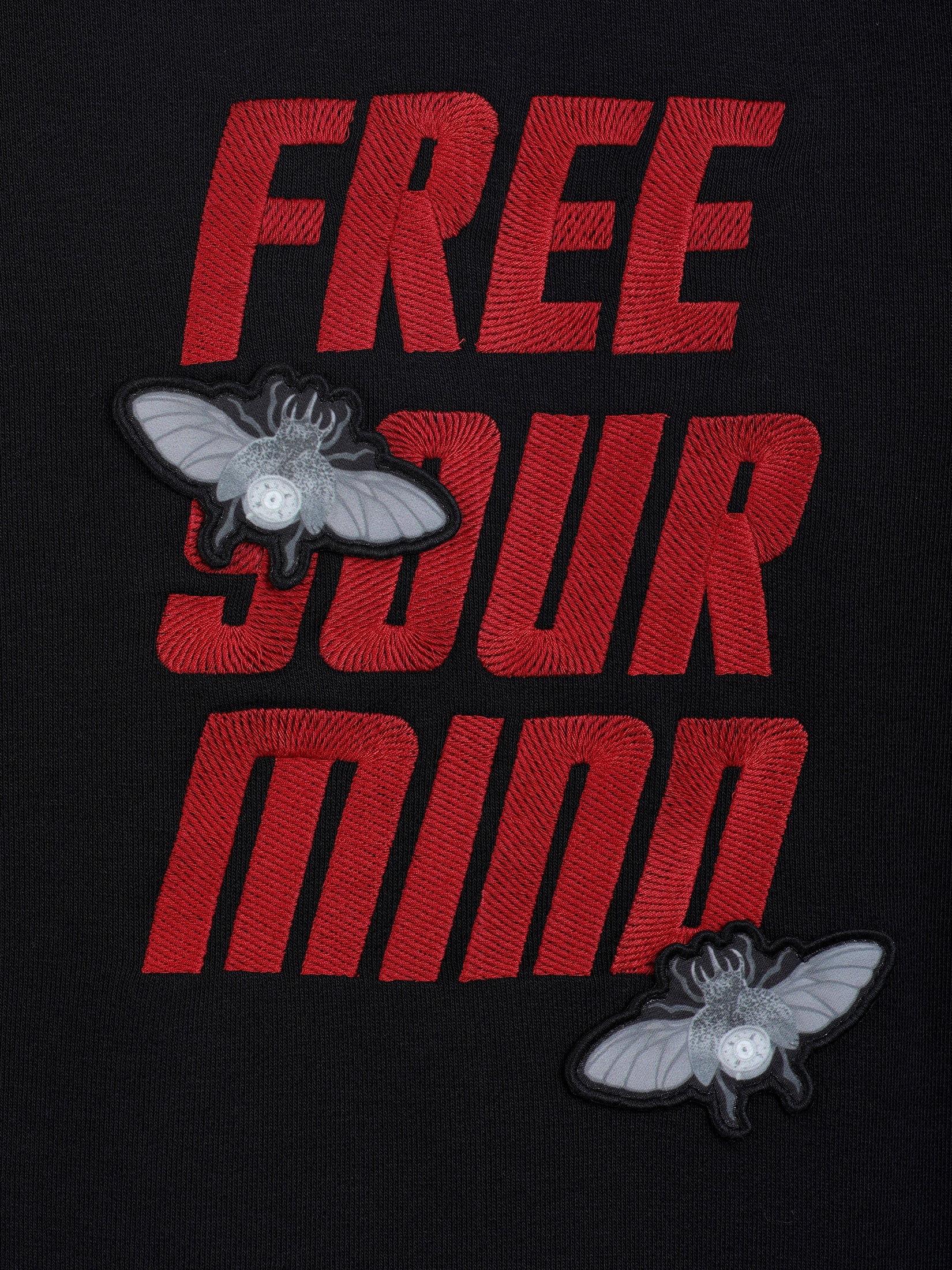 FREE YOUR MIND EMBROIDERED FRENCH TERRY SWEATSHIRT
