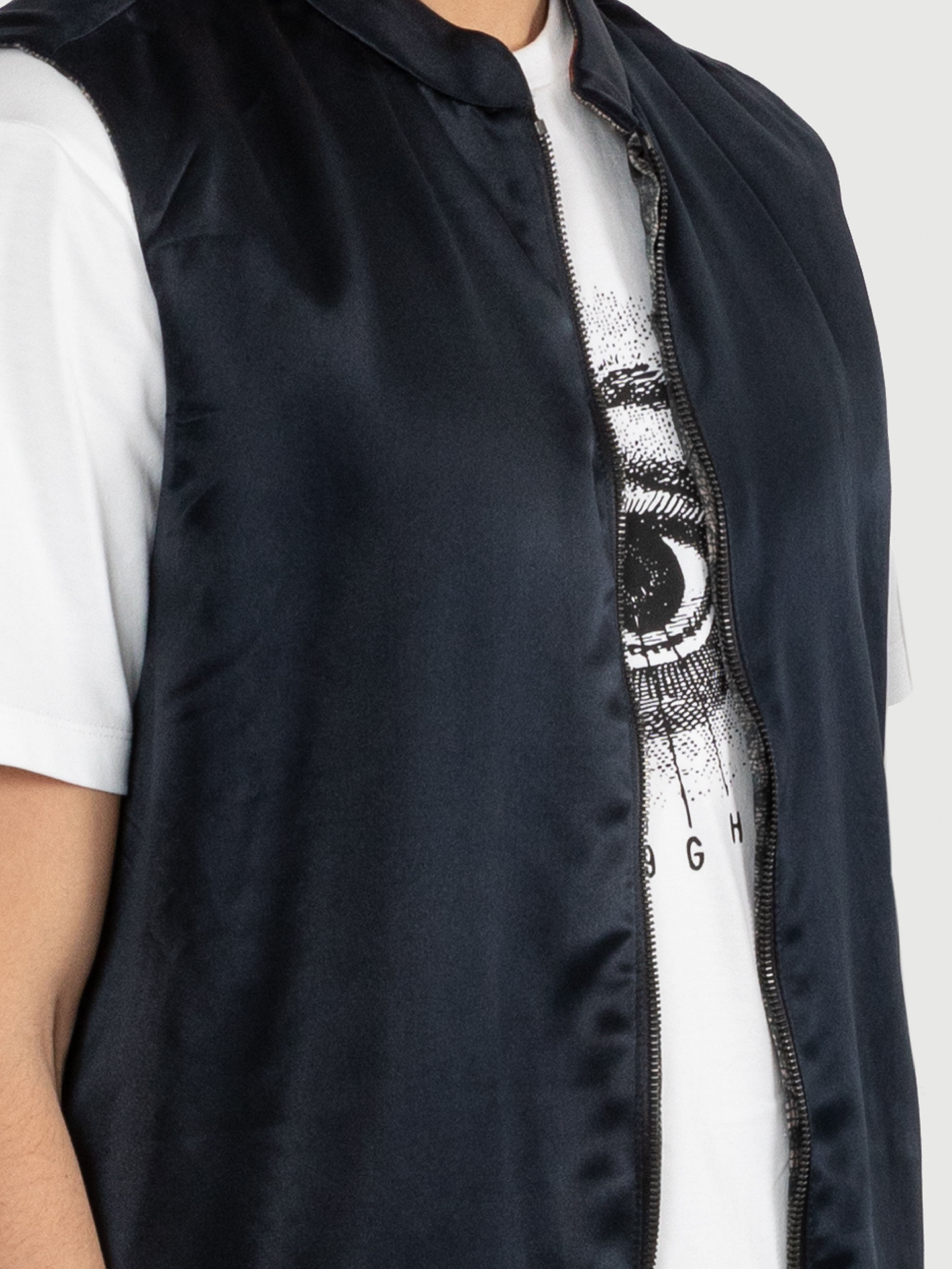 Twisted Dragon Reversible Bandi Bomber