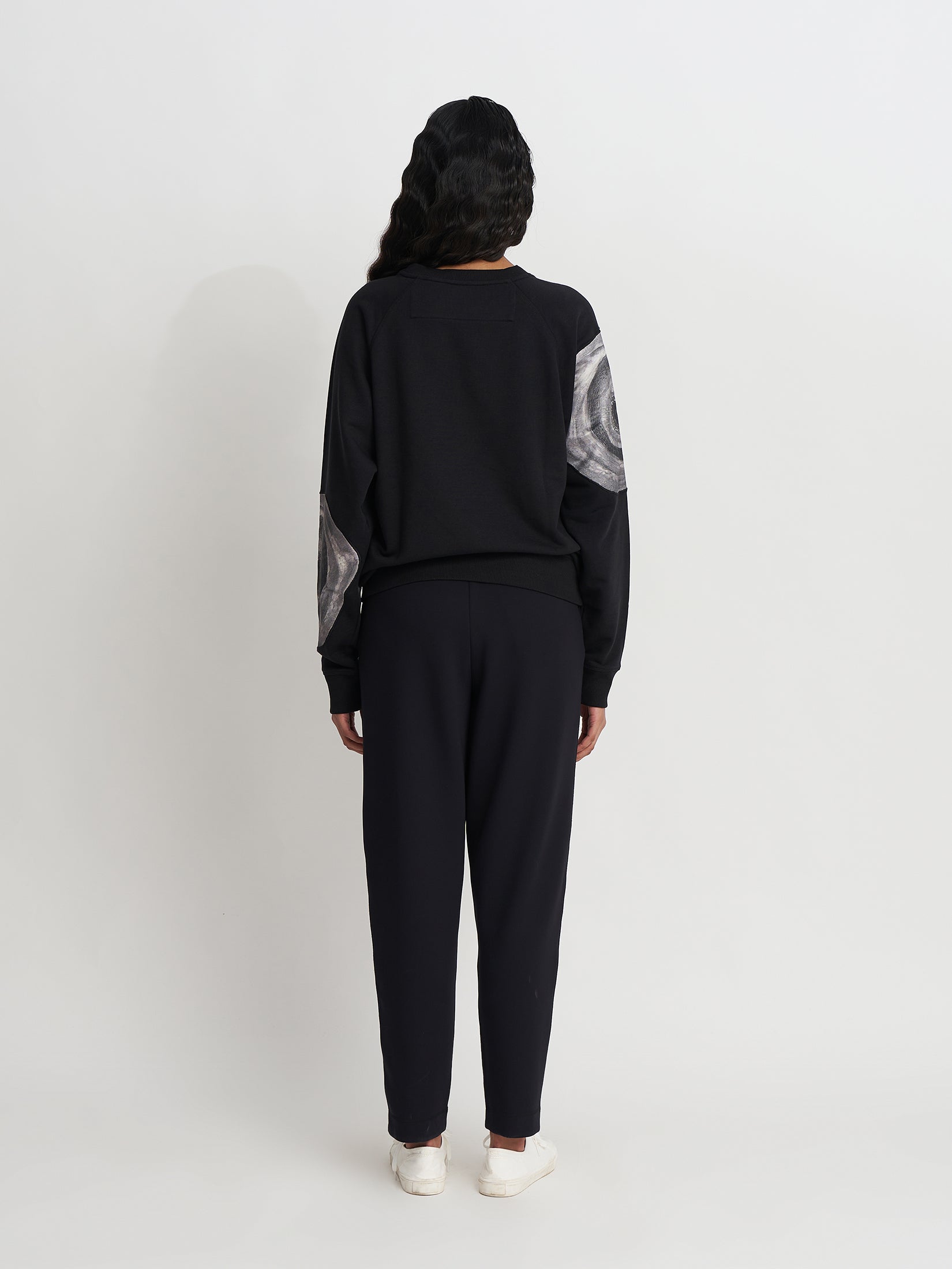 WATER MEMORY SWEATSHIRT