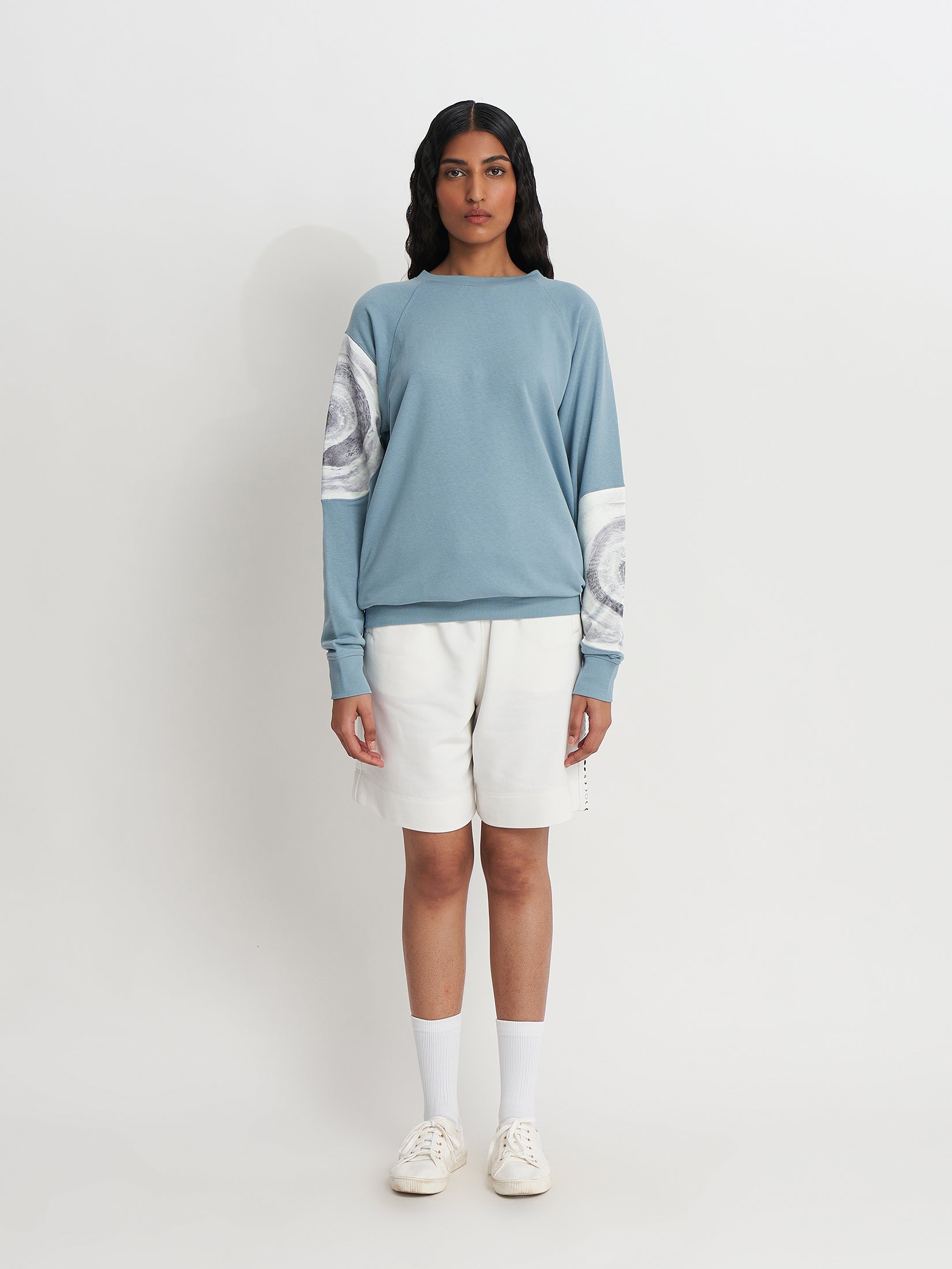 WATER MEMORY SWEATSHIRT