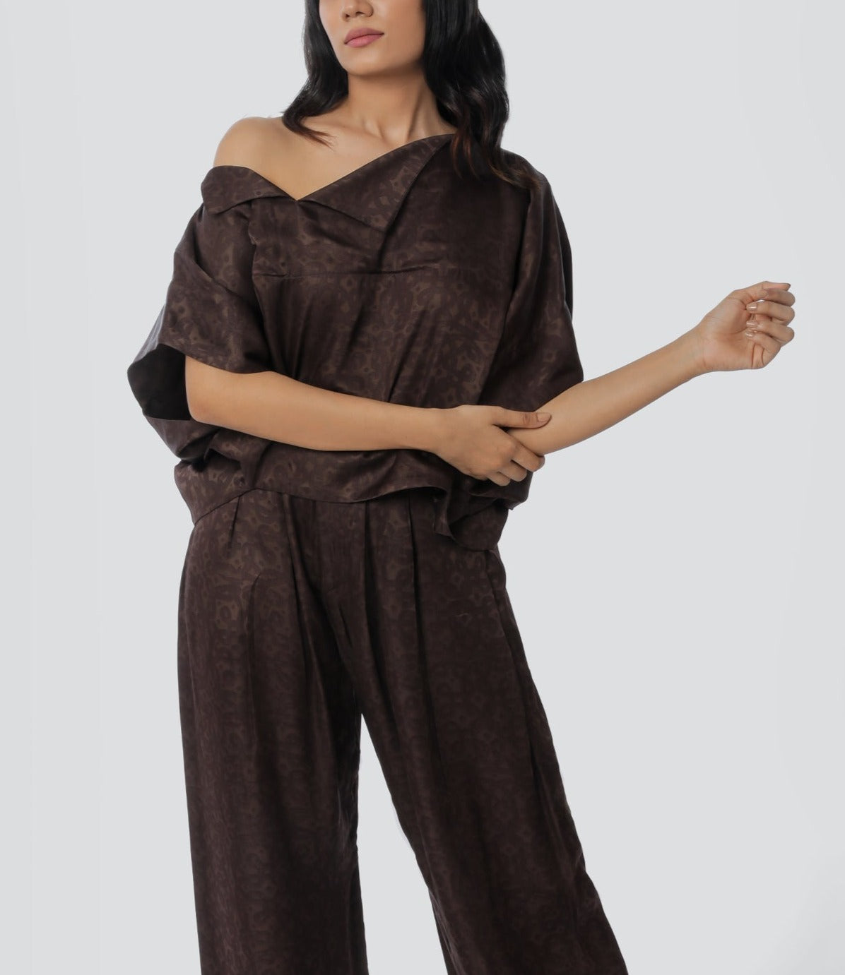 Kolam Off-Shoulder Top