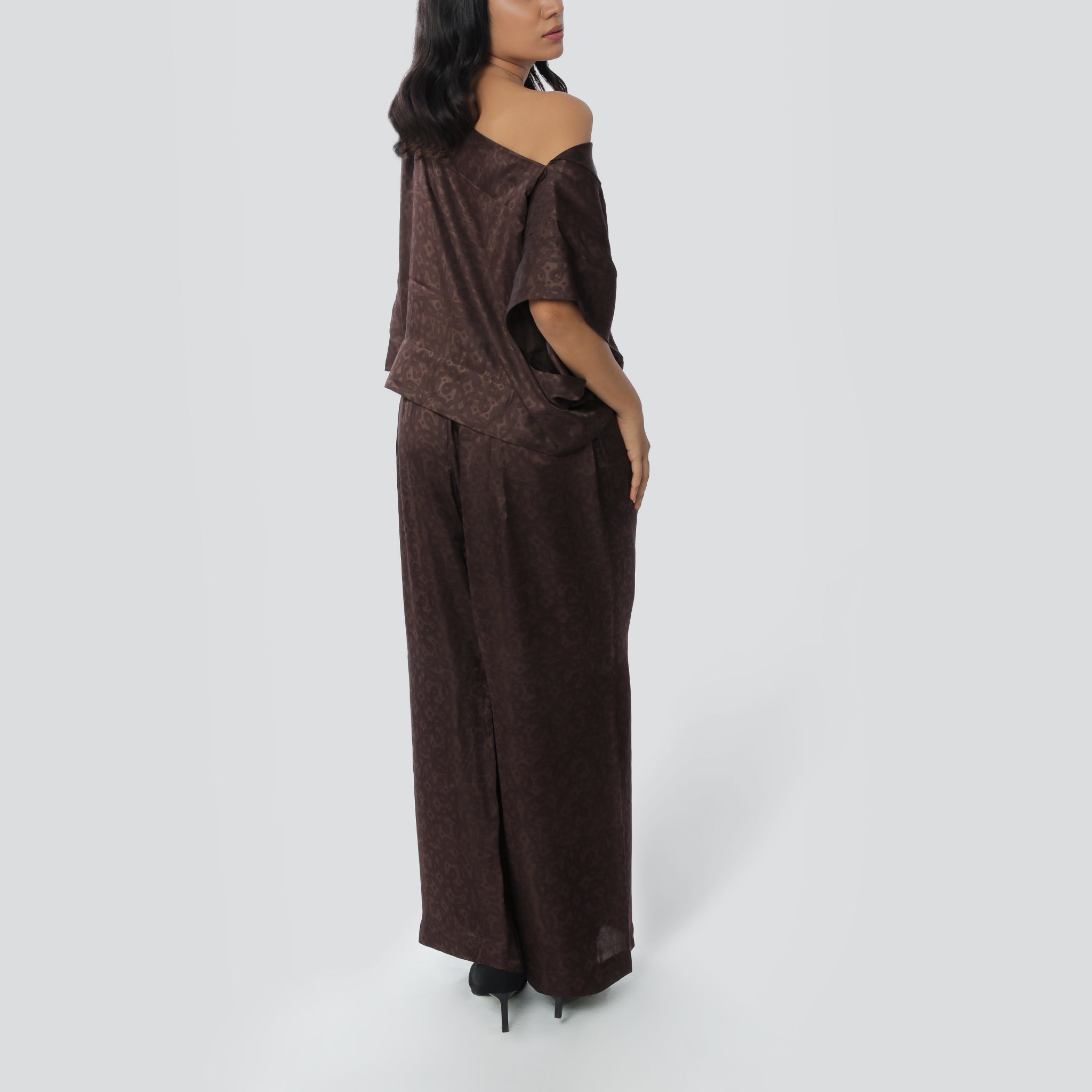 Kolam Off-Shoulder Top