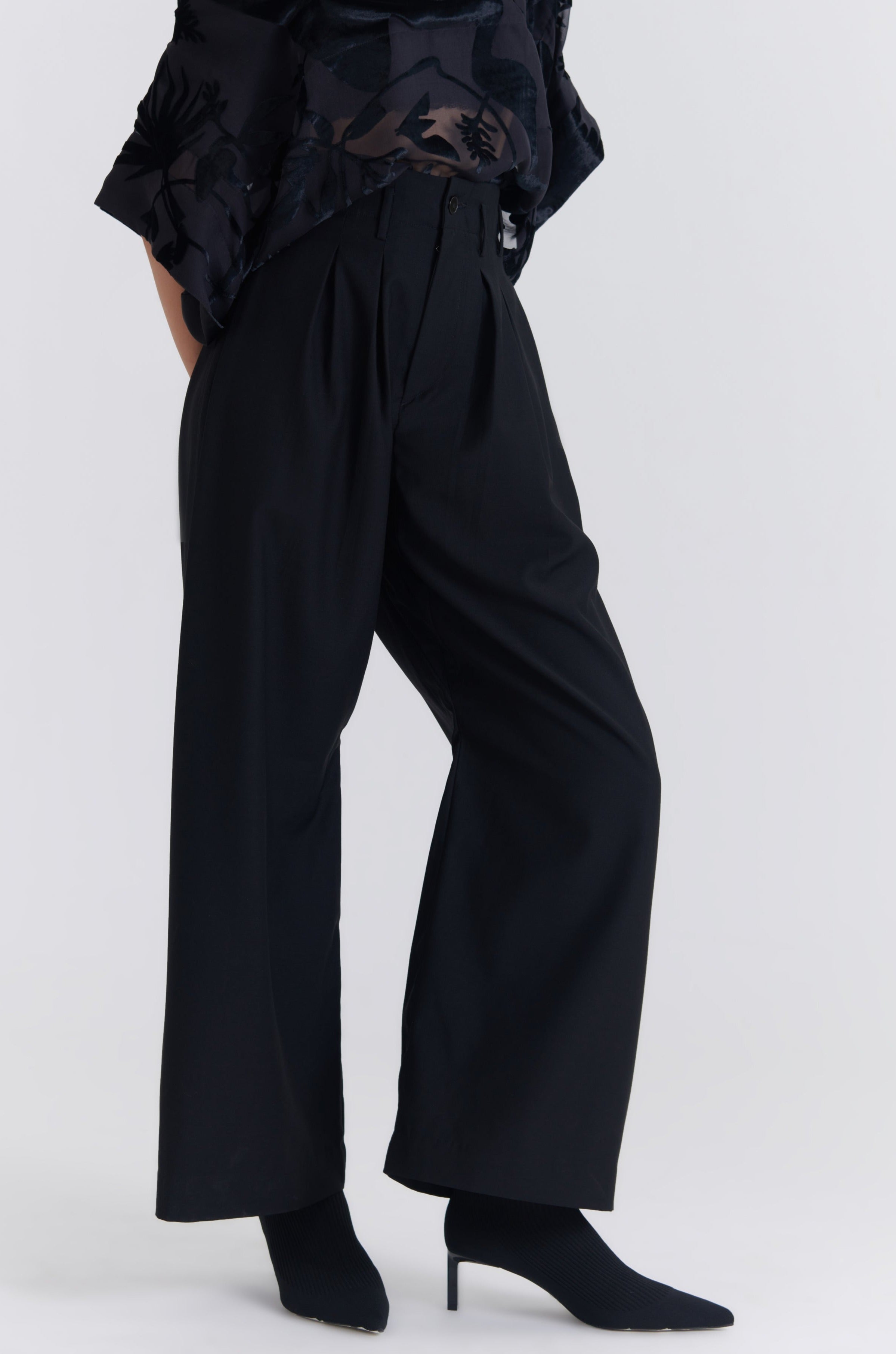 Suiting Bollywood Pants