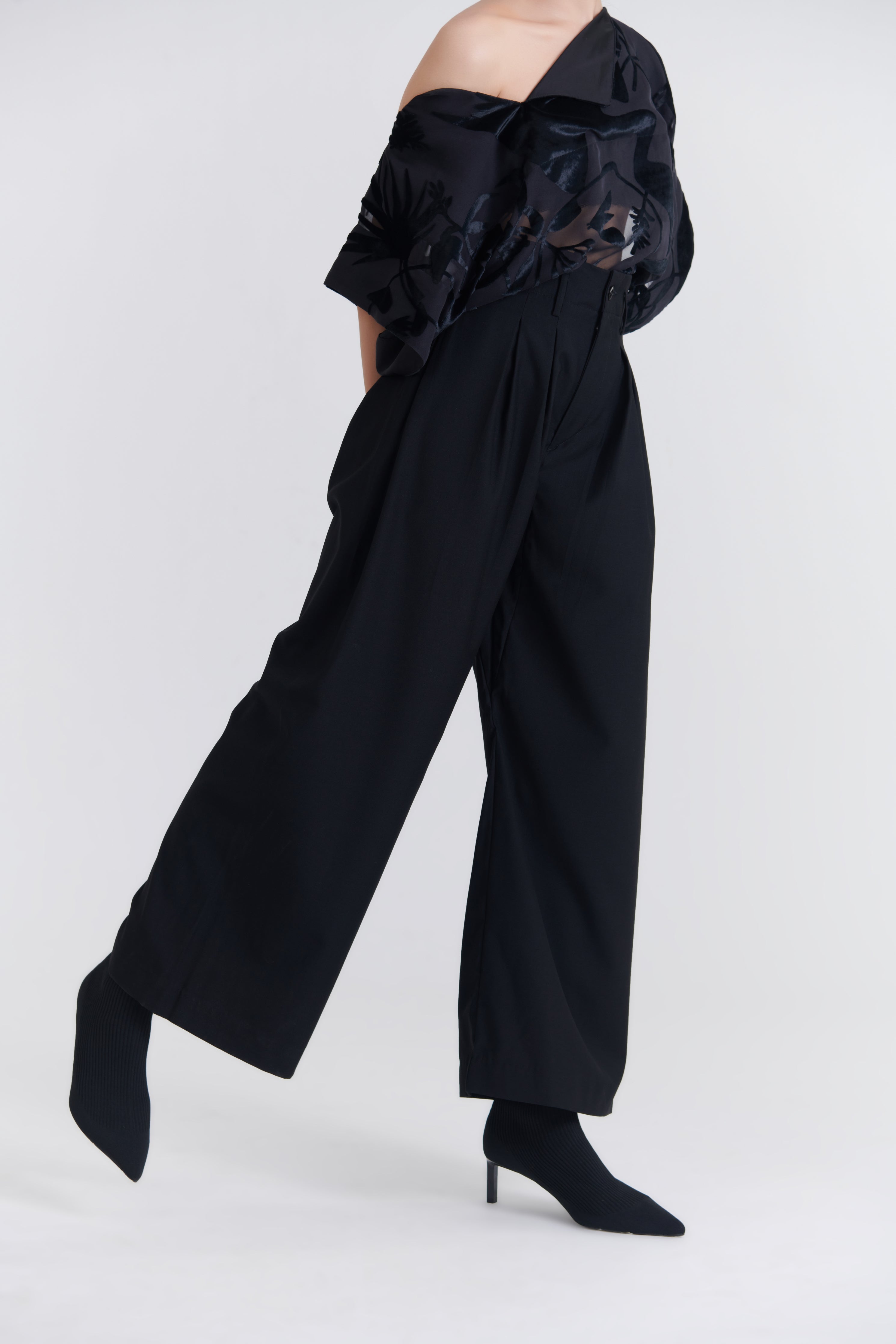 Suiting Bollywood Pants