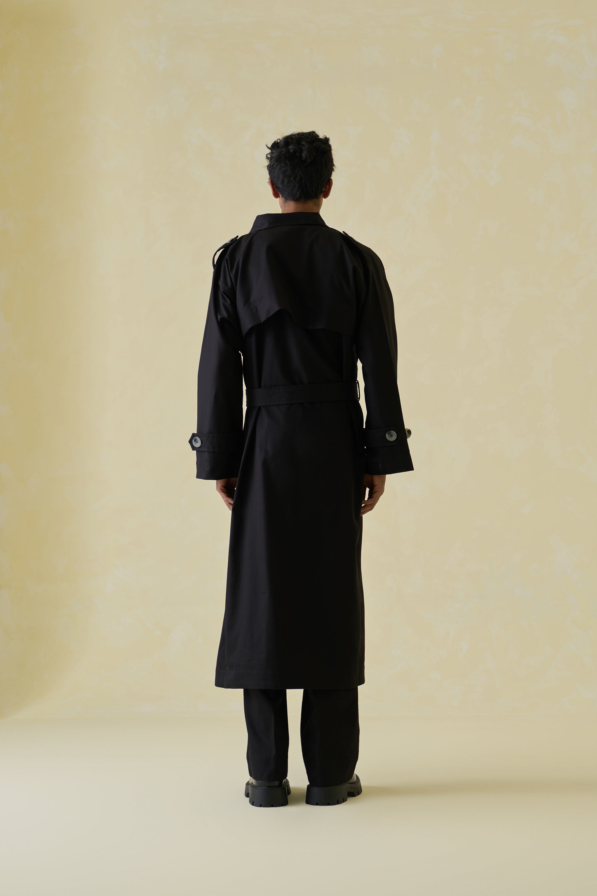 Asymmetric Trench