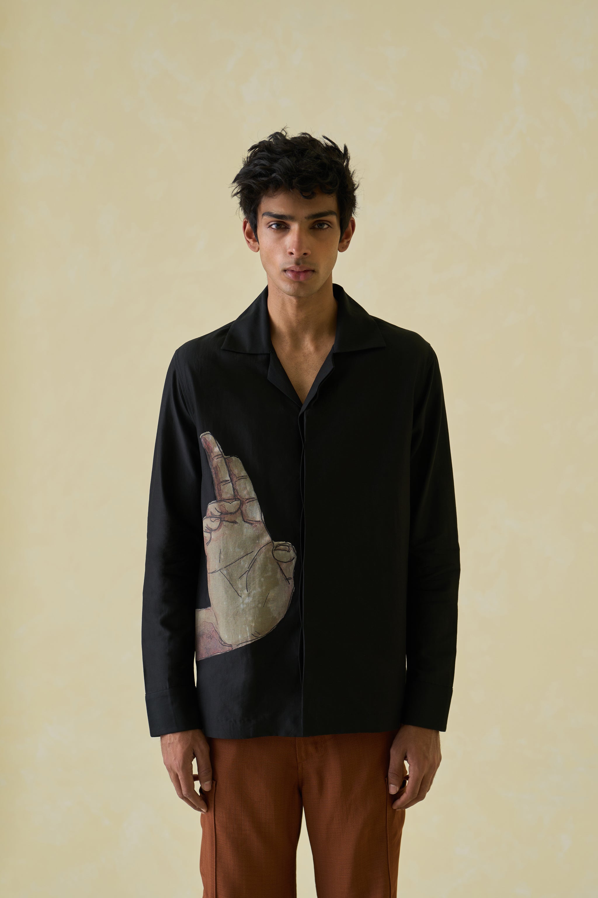 Giant Mudra Resort Shirt