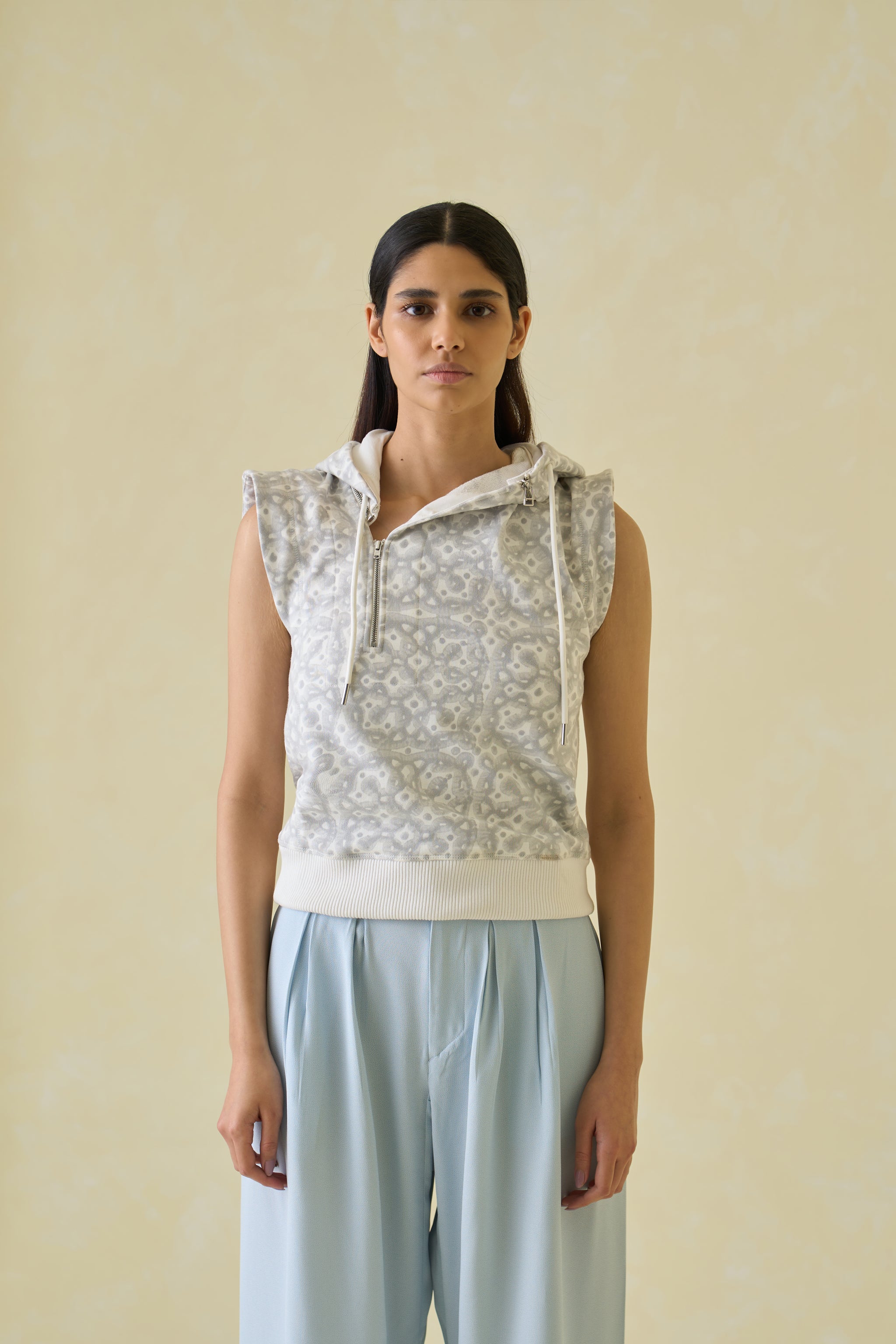 Kolam Sleeveless Cropped Hoodie