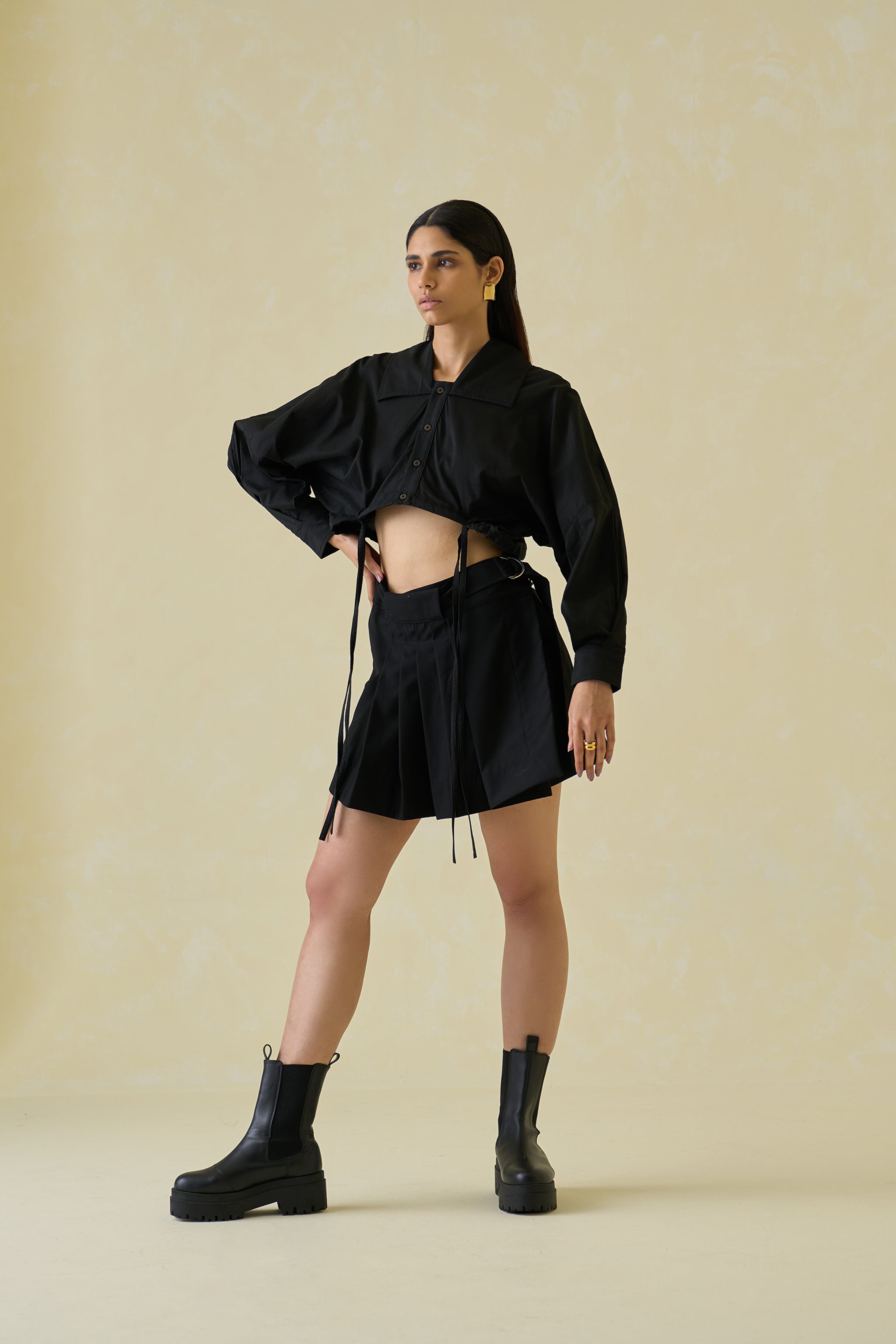 Directional Cropped Shirt
