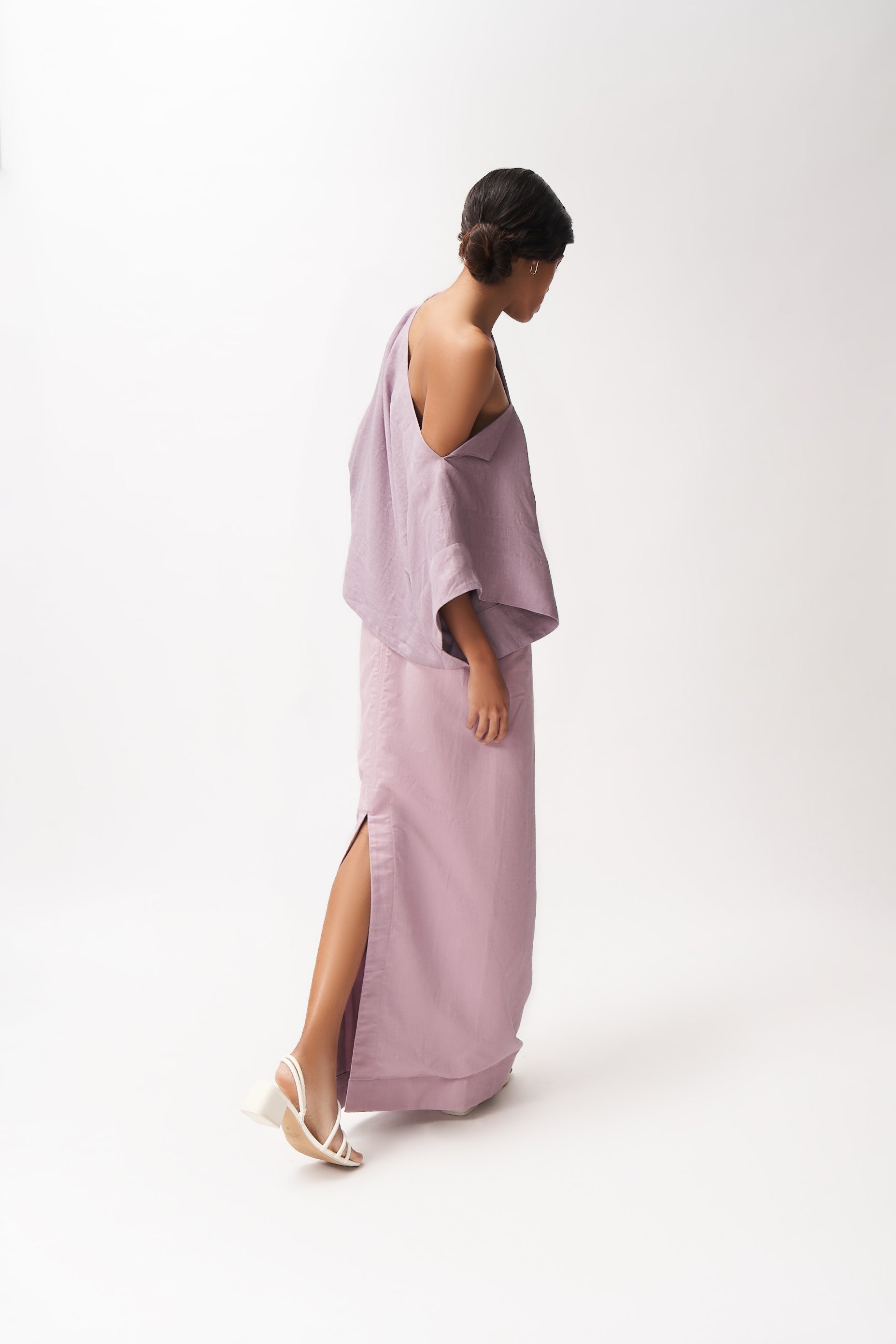 Linen Off-shoulder Top + Slit skirt