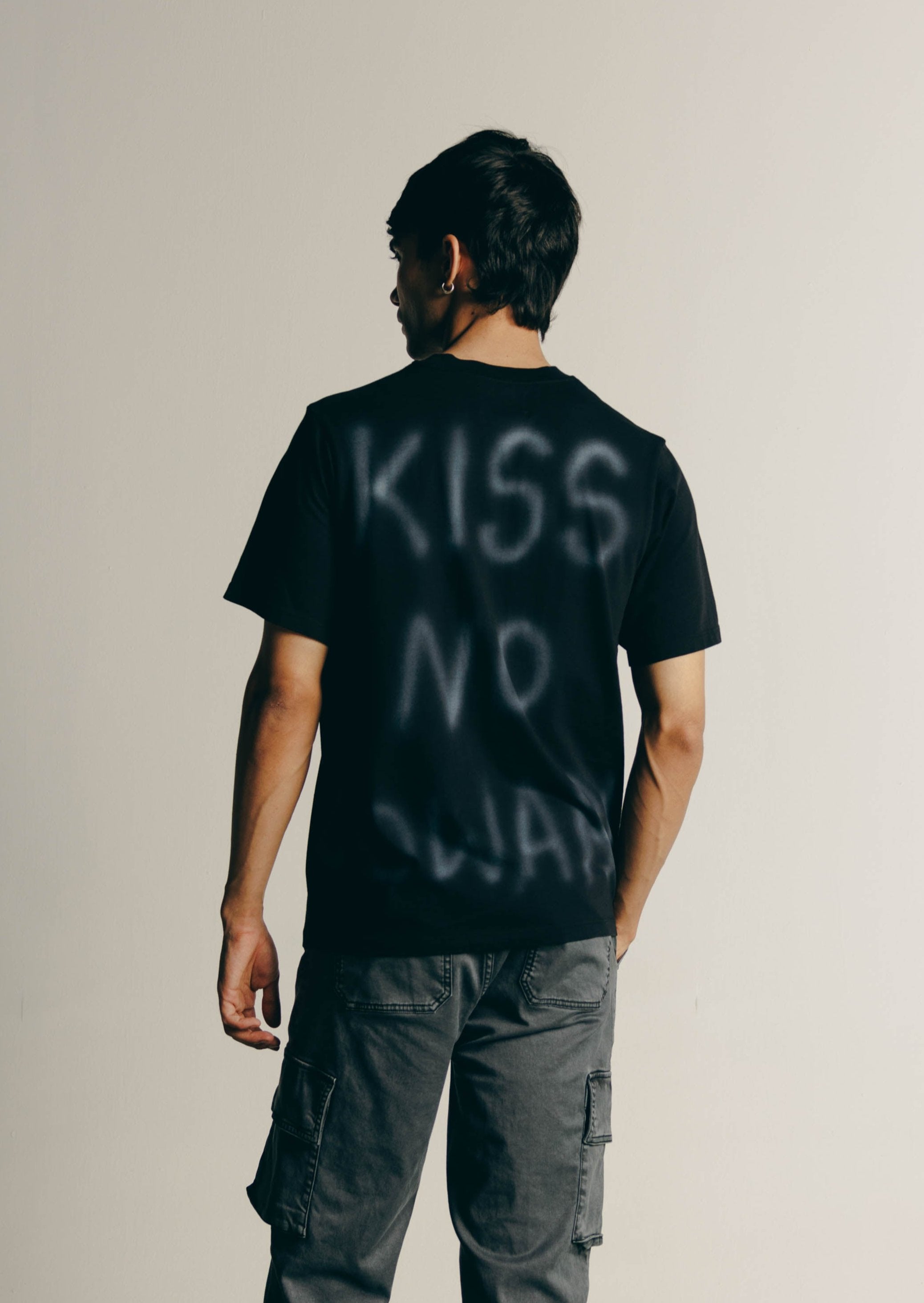 Kiss No Cowards T-shirt