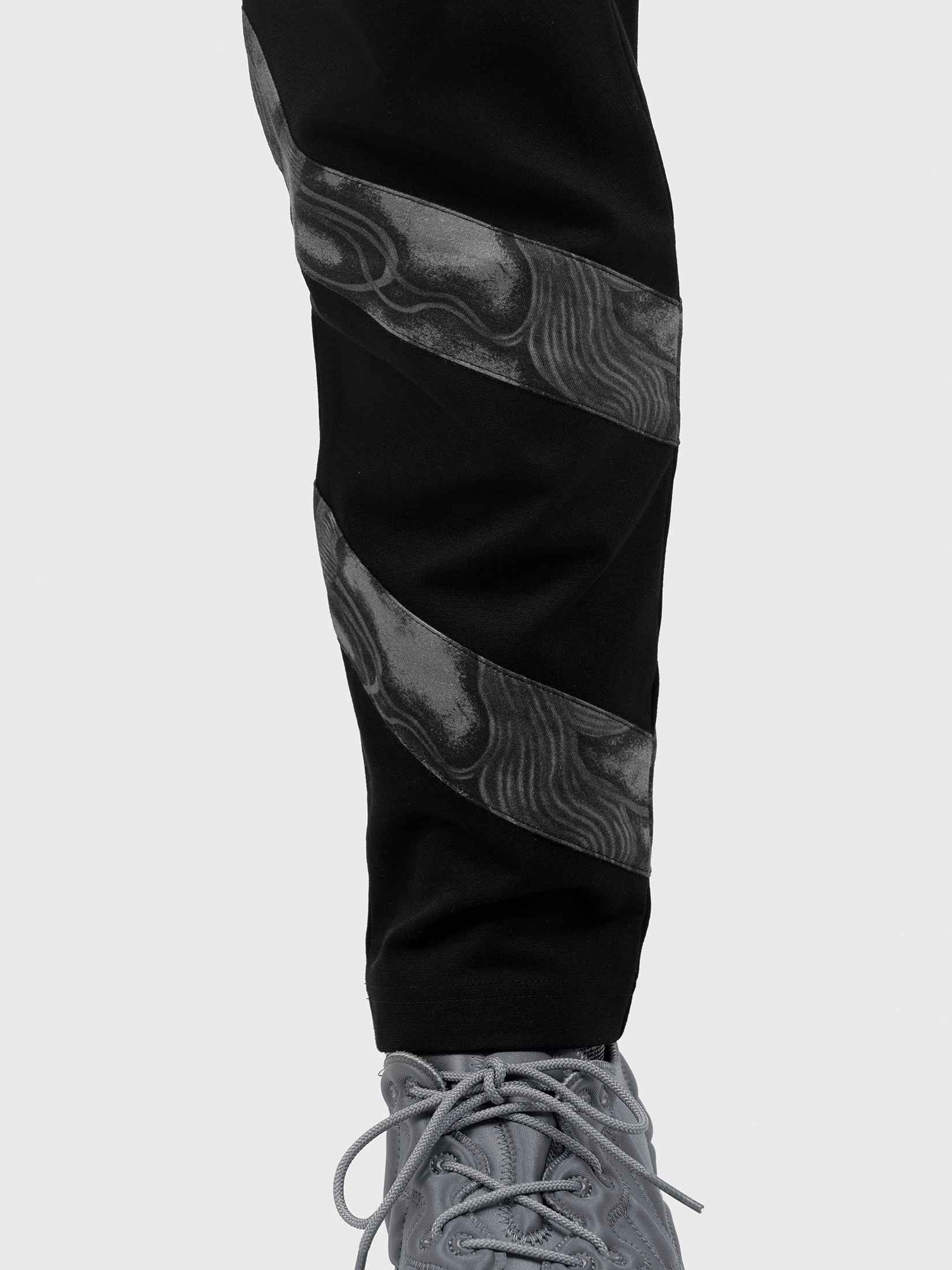VISCERAL WIRES CROPPED JOGGER