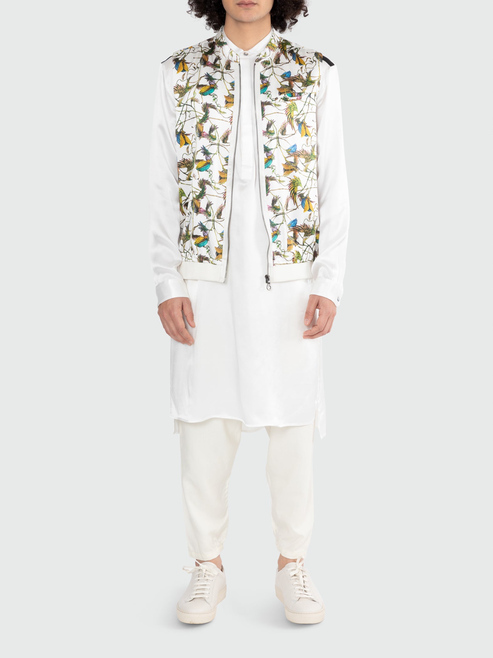 Cat in A Pod Bandi Bomber