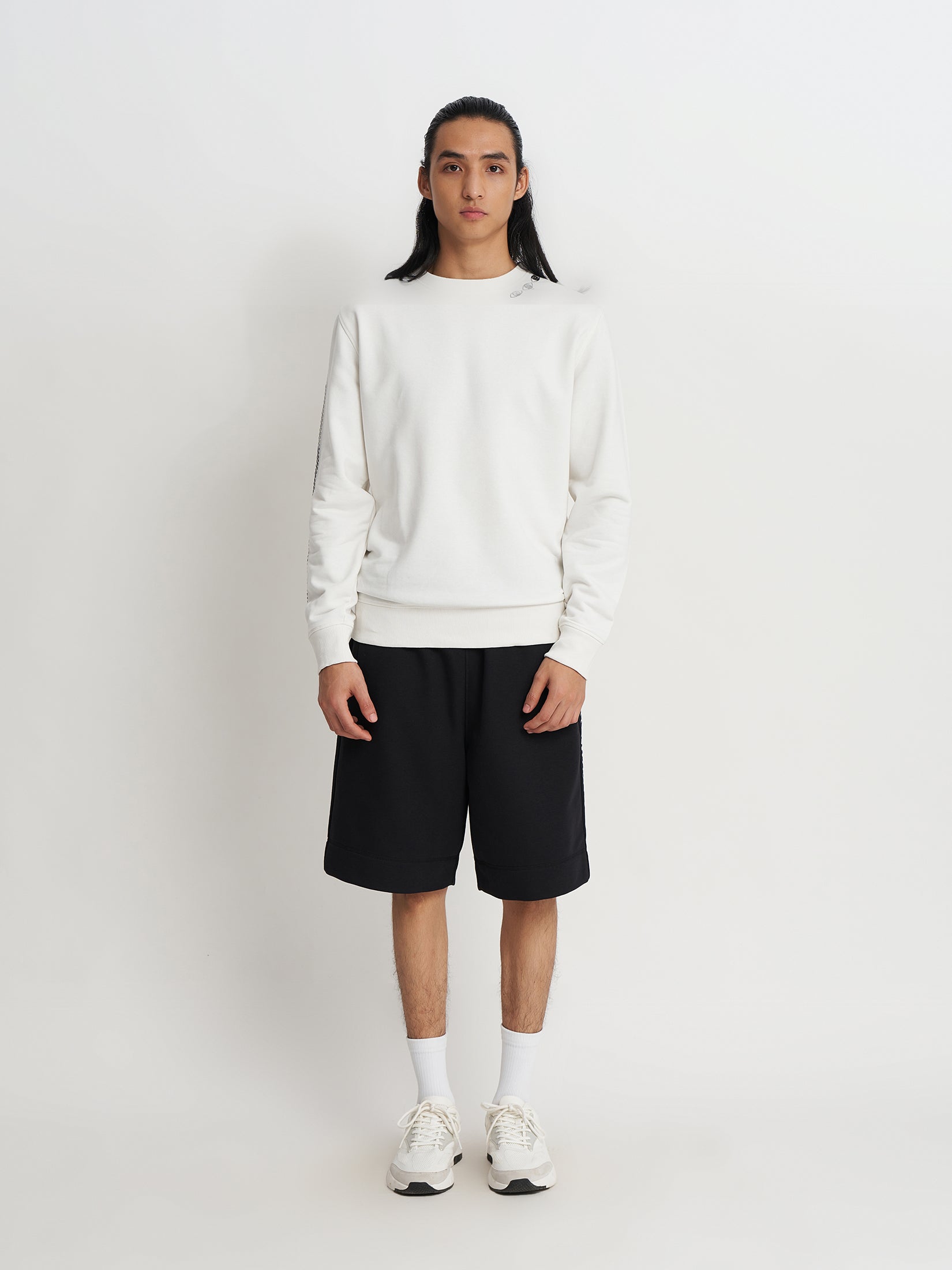AGNI APAAS SWEATSHIRT